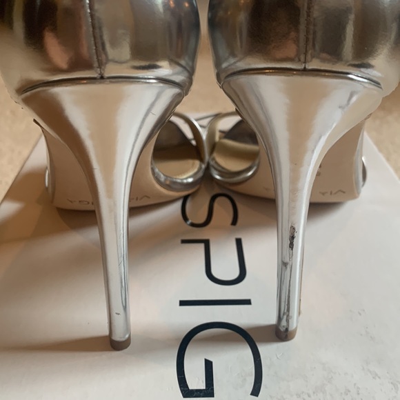 VIA SPIGA heels , size 7 1/2 Silver - Picture 2 of 8
